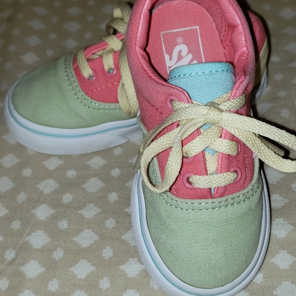 toddler color block vans